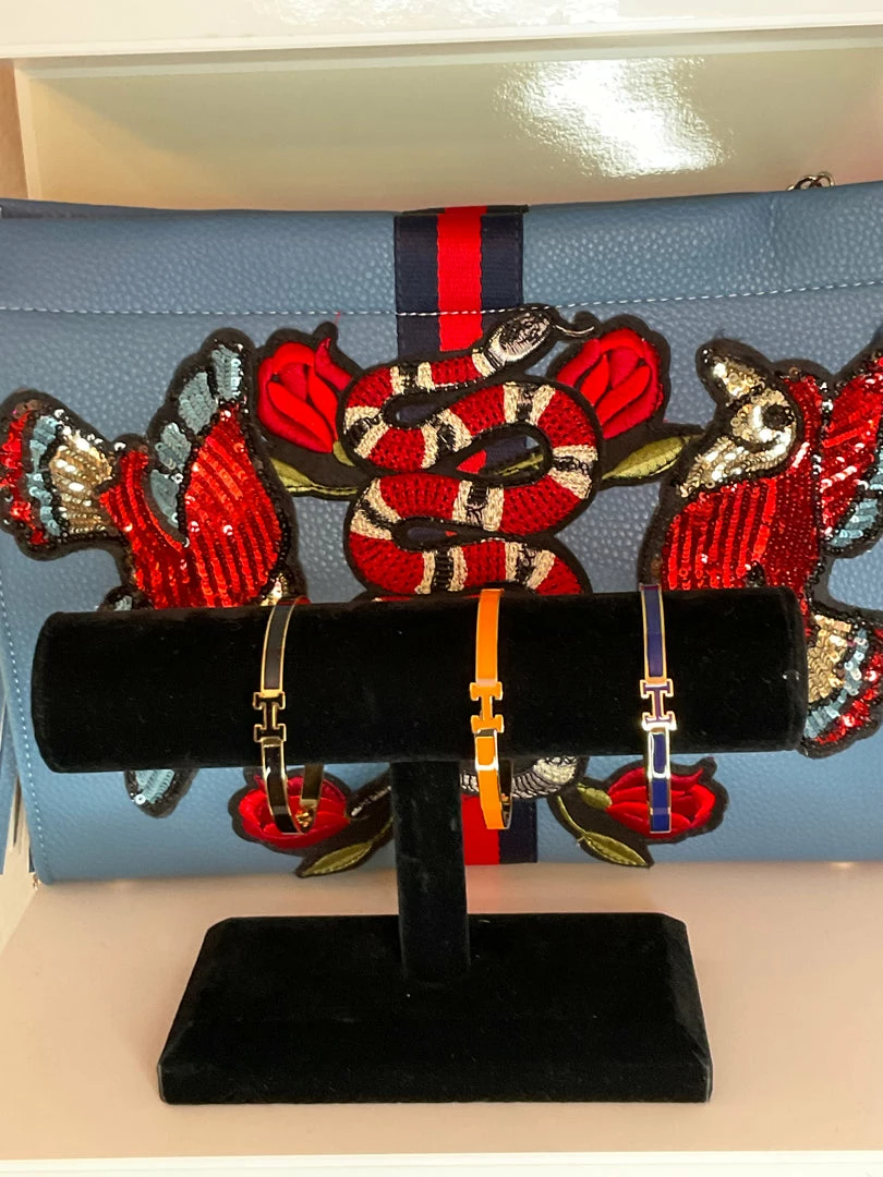 Brand new โ The Sparkling Spur H Bracelets (Small) ๐งจ 3 The Sparkling Spur H Bracelets (Small)