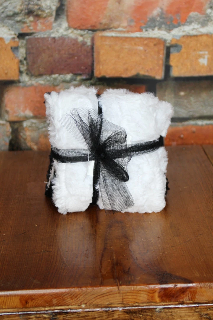 Promo ⭐ The Sparkling Spur Kids Of A King Safari Burp Cloth Set ✨ 3 The Sparkling Spur Kids Of A King Safari Burp Cloth Set