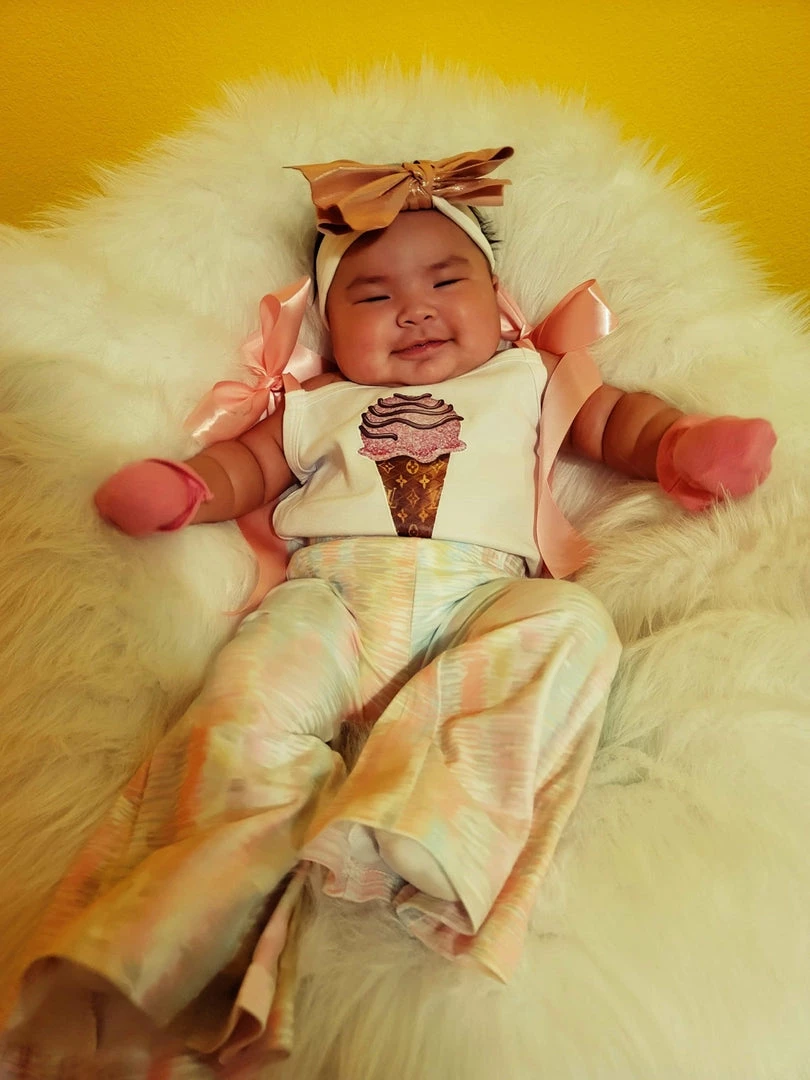 Cheap โ๏ธ The Sparkling Spur Kids Of A King Ice Cream Cone Onesie ๐ 4 The Sparkling Spur Kids Of A King Ice Cream Cone Onesie