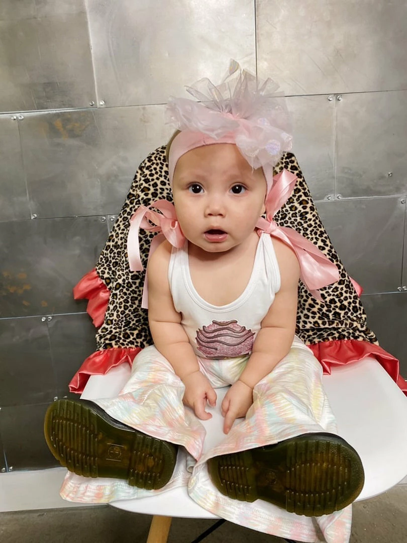 Cheap โ๏ธ The Sparkling Spur Kids Of A King Ice Cream Cone Onesie ๐ 10 The Sparkling Spur Kids Of A King Ice Cream Cone Onesie