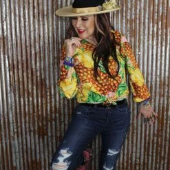 The Sparkling Spur Miss Dolce Vibes